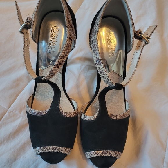 Michael Kors Sophia T-Strap Heels - Picture 4 of 7